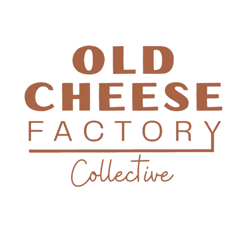 Three Black Ducks Art Gallery